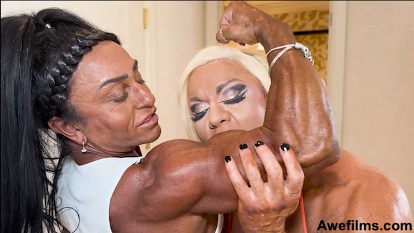Lisa On Lisa Muscle To Muscle 1